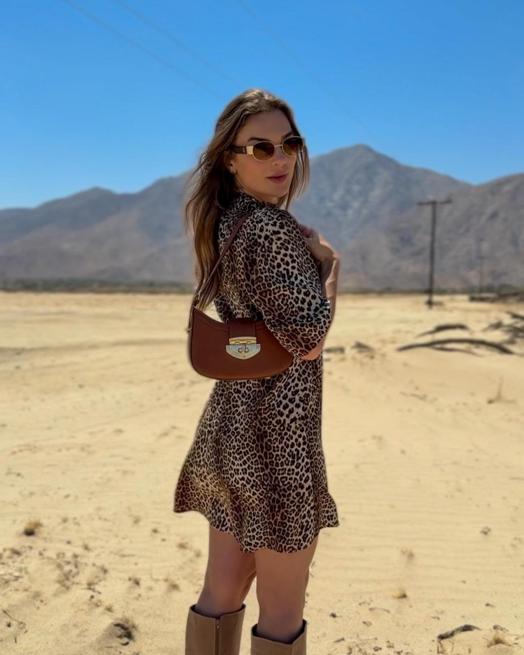Athena Caramel Baguette in Genuine Leather | Elegant Structured Shoulder Bag | Luxury Brazilian Leather Purse