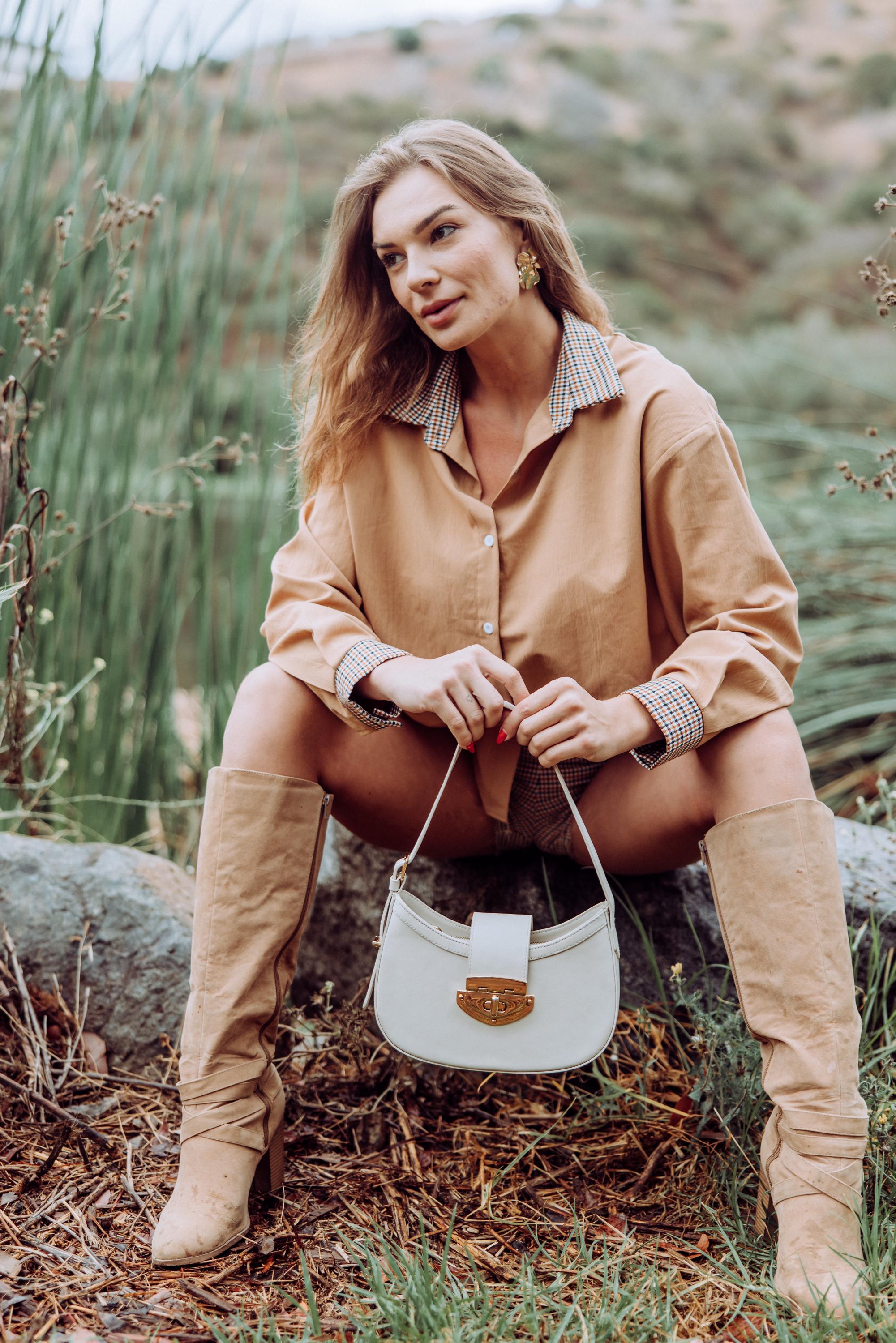 Athena Off-white Baguette in Genuine Leather | Elegant Structured Shoulder Bag | Luxury Brazilian Leather Purse