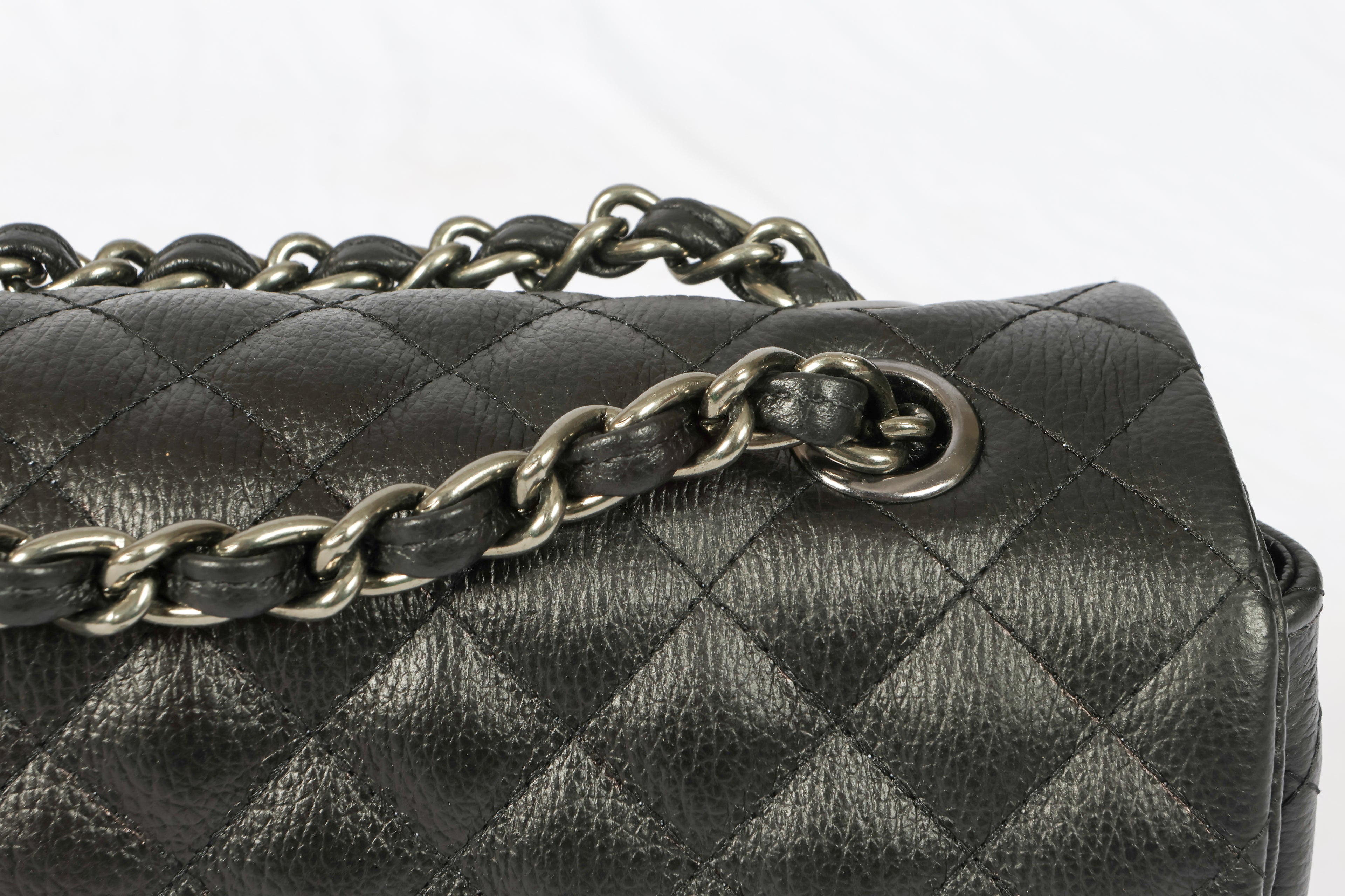 Black Brazilian Genuine Leather Bag – Elegant Quilted Crossbody with Timeless Parisian Style