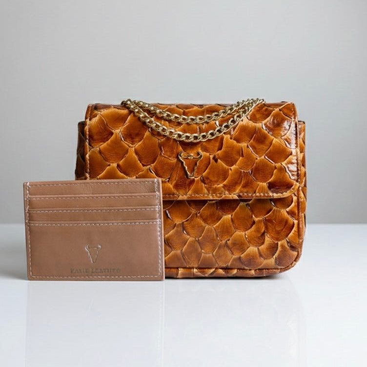 Aurora – Whiskey Limited Edition Pirarucu Chain Bag