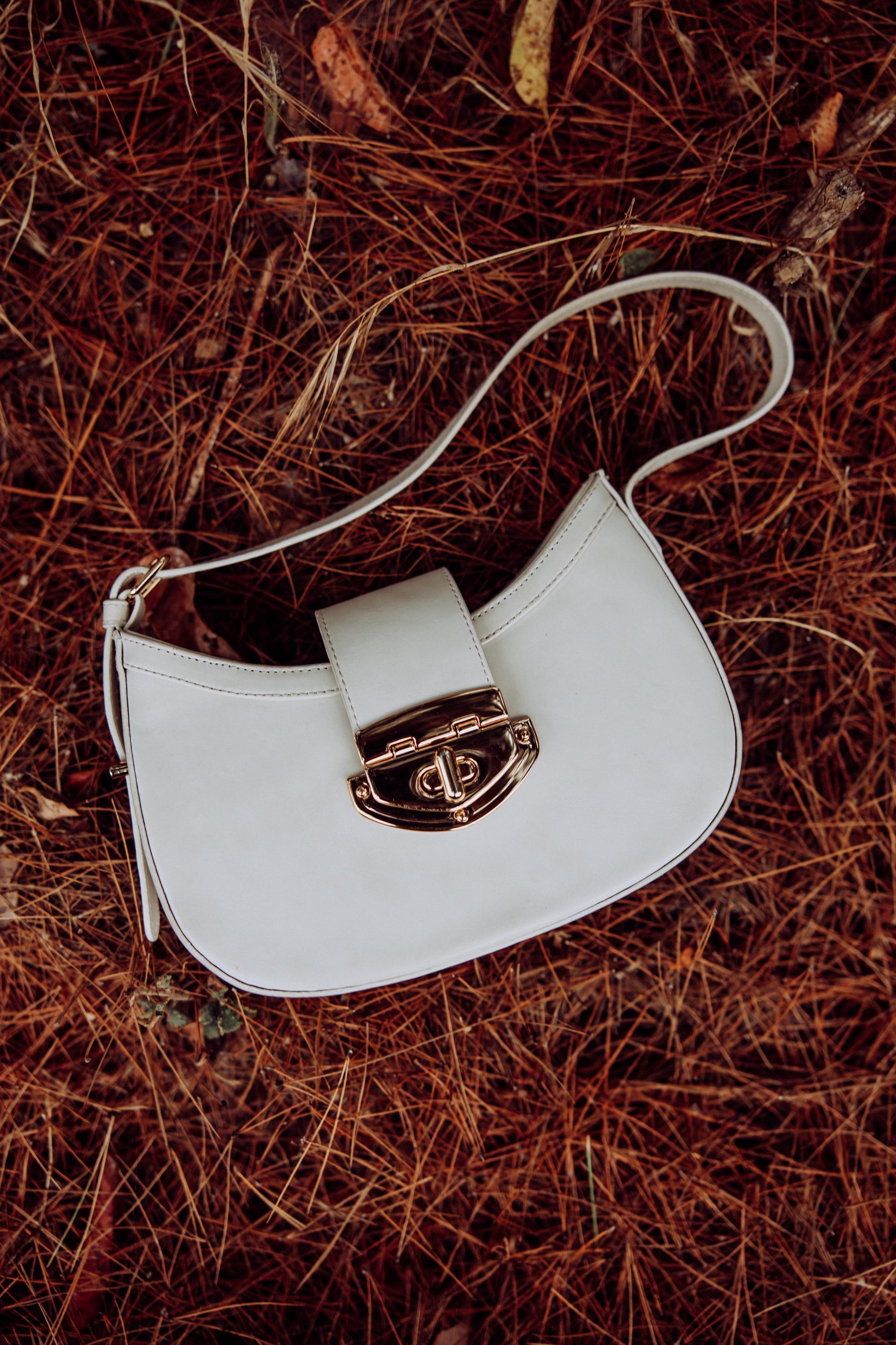 Athena Off-white Baguette in Genuine Leather | Elegant Structured Shoulder Bag | Luxury Brazilian Leather Purse