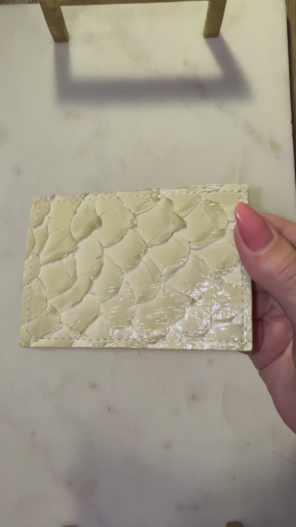 Pirarucu Leather Card Holder - Pearl