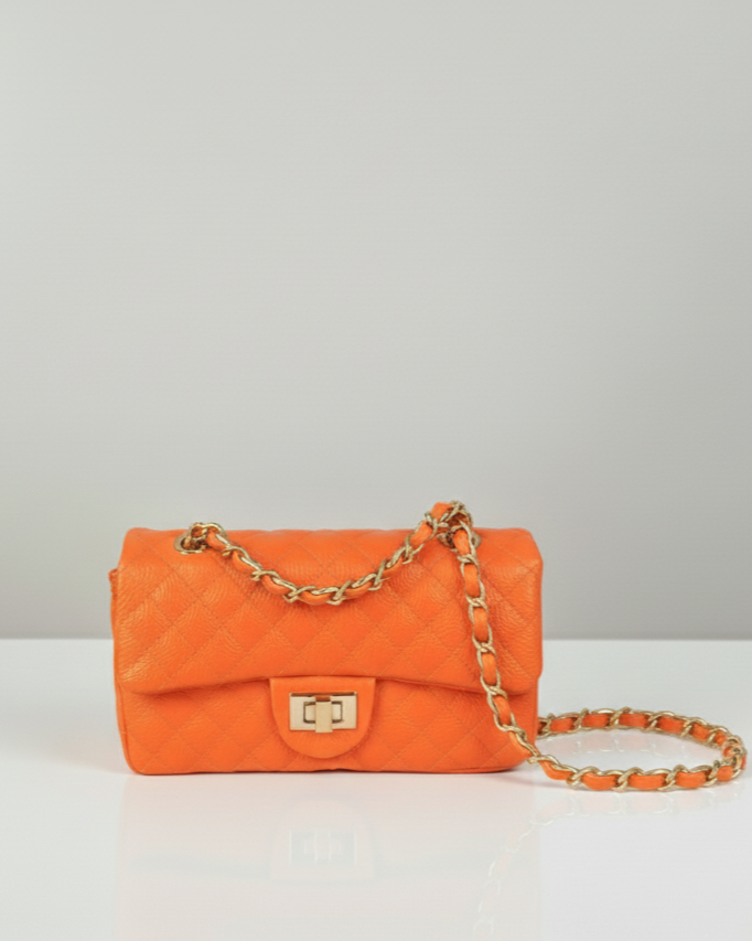 Black Brazilian Genuine Leather Bag – Elegant Quilted Crossbody with Timeless Parisian Style