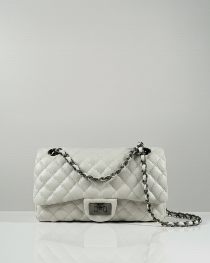 Black Brazilian Genuine Leather Bag – Elegant Quilted Crossbody with Timeless Parisian Style